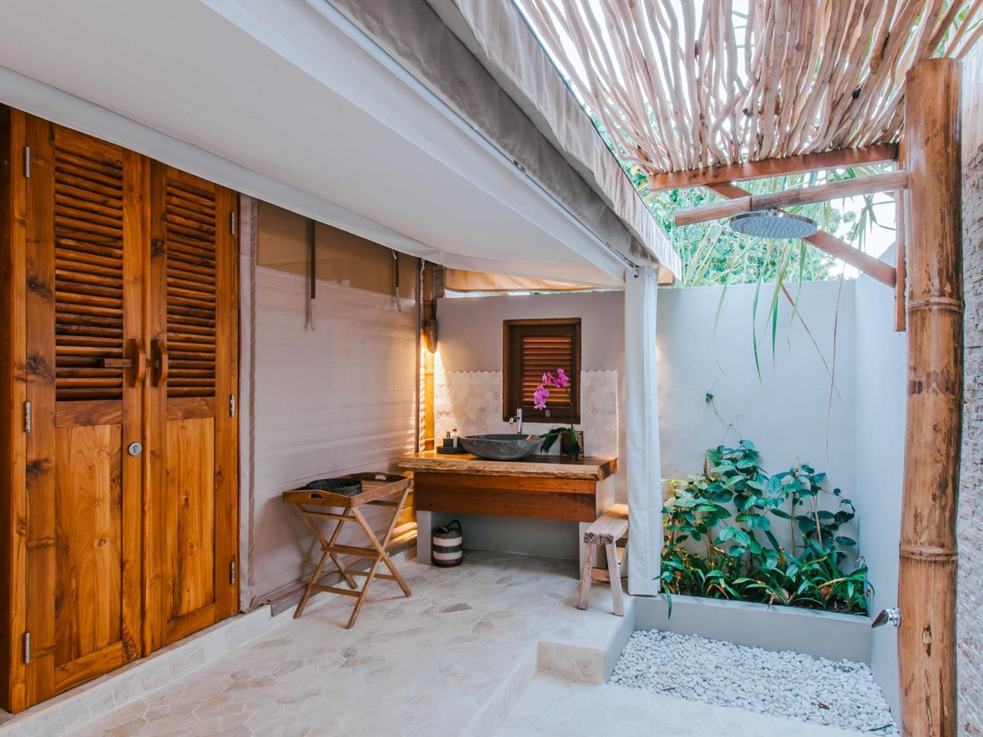 Driftwood Villas Lembongan ภายนอก รูปภาพ